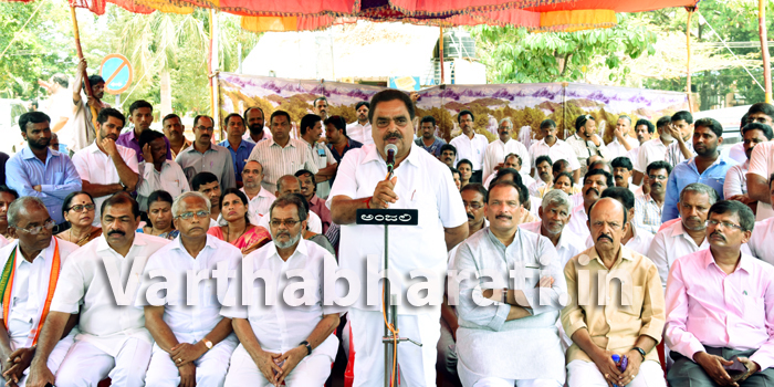 ಹಸಿವು ಜತೆ ಸಂಘ ಪರಿವಾರ ಮುಕ್ತ ಭಾರತಕ್ಕೆ ಸಚಿವ ರೈ ಕರೆ